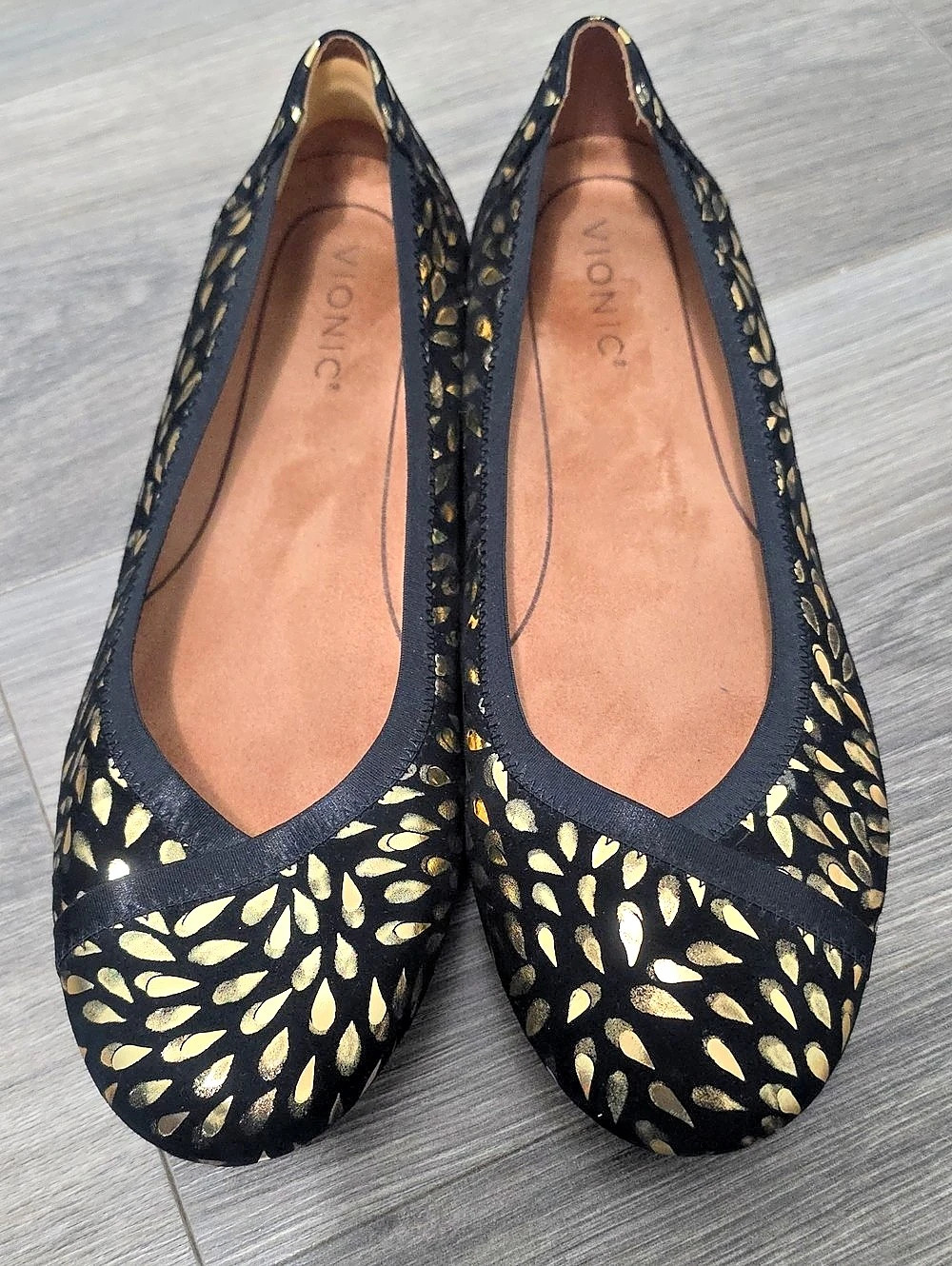Vionic Minna Ballet Flat Black & Gold
